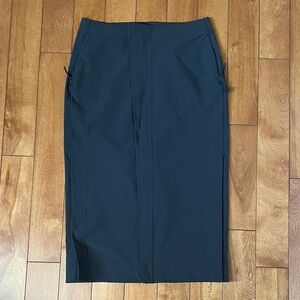 Lululemon Gray Women's Skirt